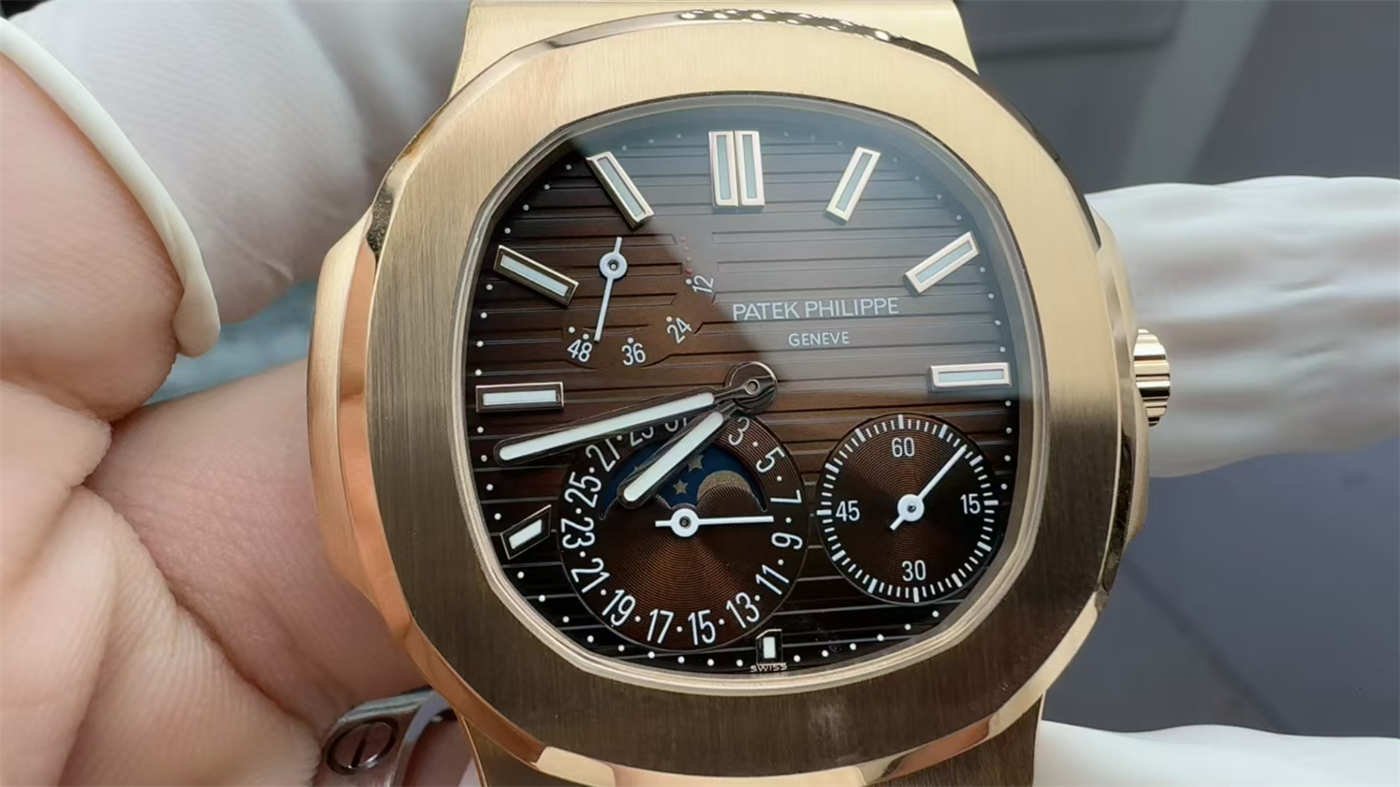 Patek Philippe Nautilus 5712/1R Replica – Rose Gold Moonphase Watch