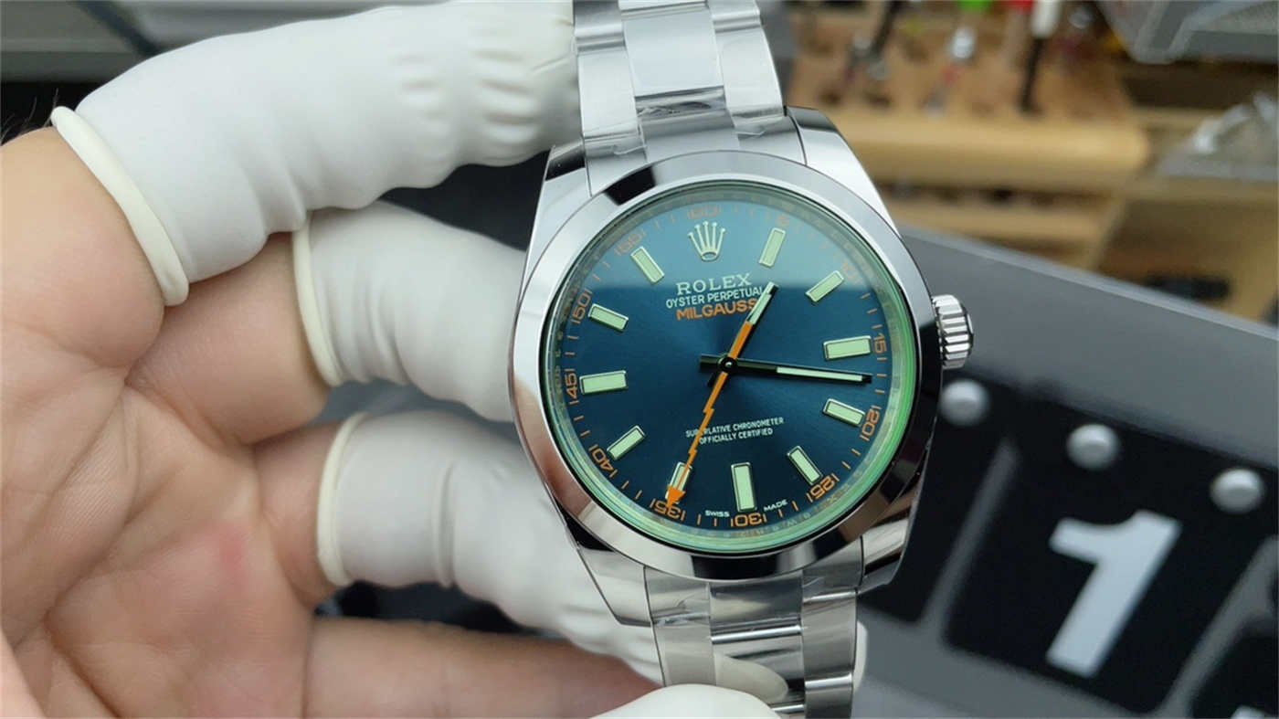 Rolex Milgauss 116400GV “Z-Blue” Dial – VS Factory [Real Green Sapphire]