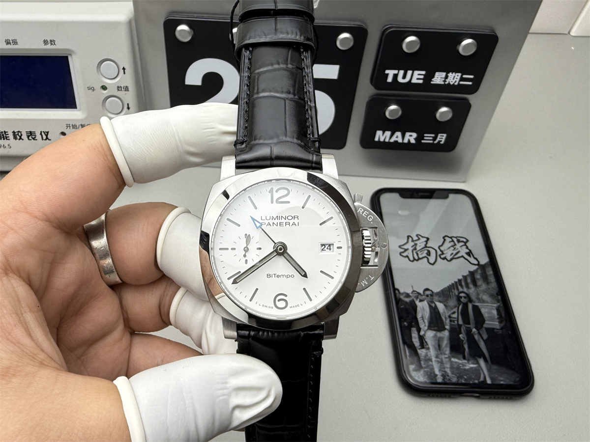 VSF Watches Panerai PAM1367 – 40mm Luminor BiTempo GMT Super Clone with P.900 Movement